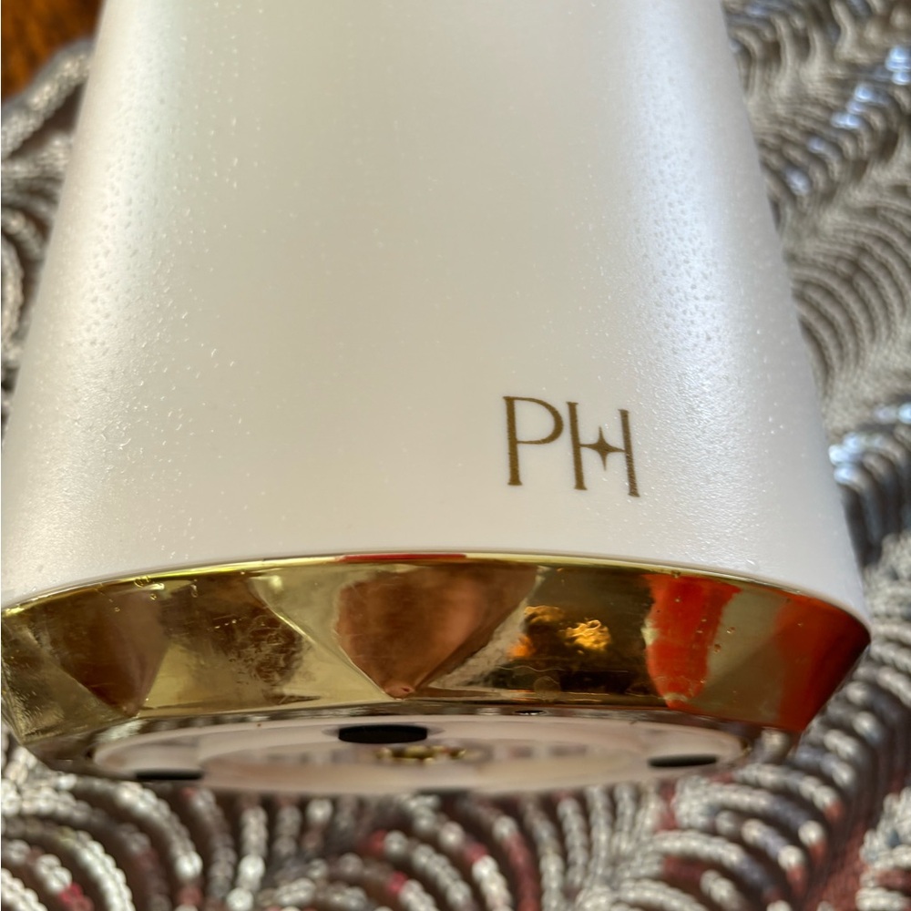 Paris Hilton gold and white utensil holder - Picture 4 of 9